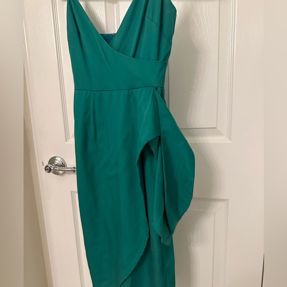 Emerald Green Dress: Size Small - Picture 6 of 12
